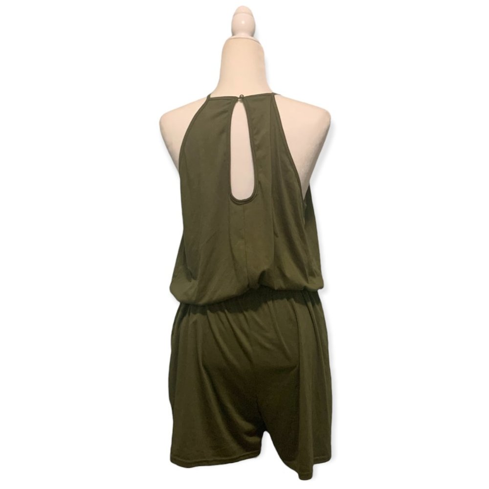 Women's XL Army Green Sleeveless Crochet Front Romper - Picture 7 of 7